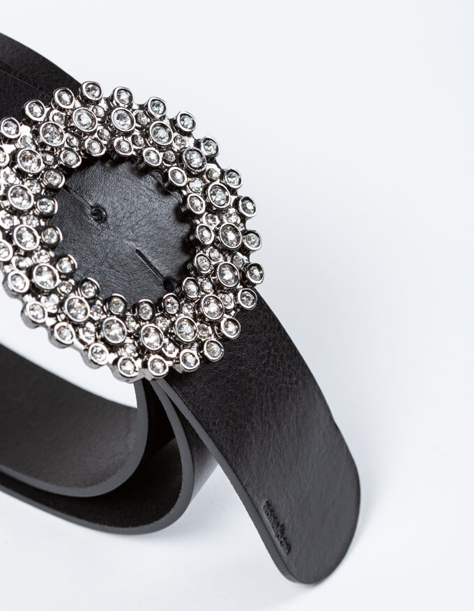 Cinturón Hole. Hebilla joya con brillantes.