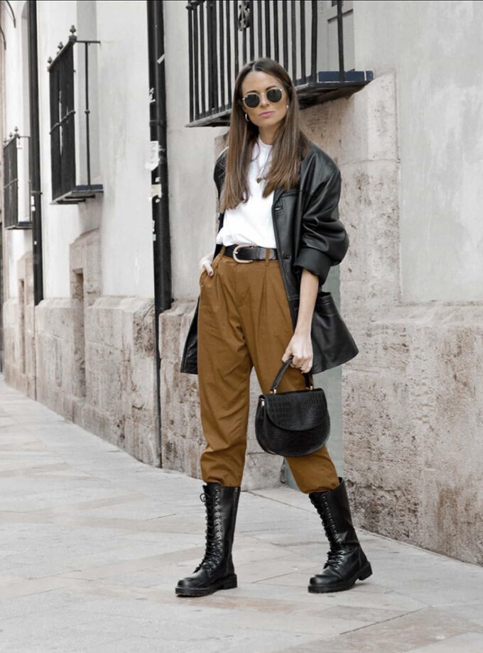 Cinturón Janet Silver. Hebilla media luna.