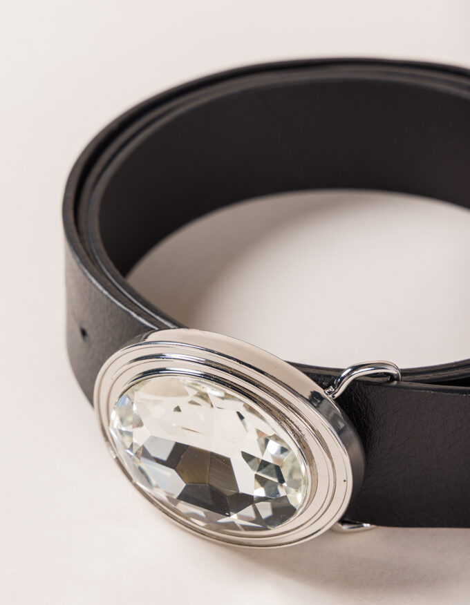 Cinturón Frida Cristal. Hebilla joya plateada con cristal ovalado.