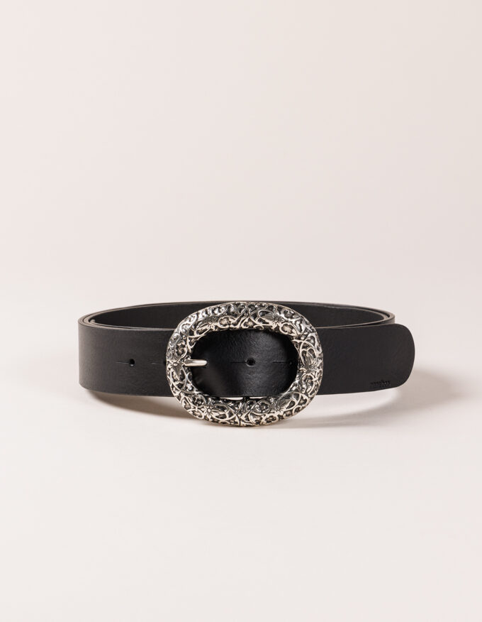 Cinturón Garland Argento. Hebilla plateada grabada con decoraciones florales.