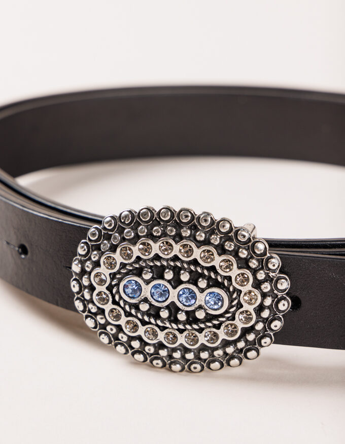 Belt Lola Blue. Silver buckle surrounded by smoke crystals and four blue ones in the center.
