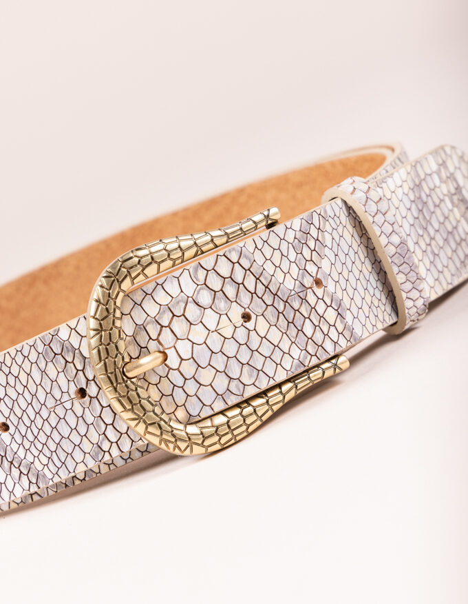 Belt Lia. Golden buckle with python design.