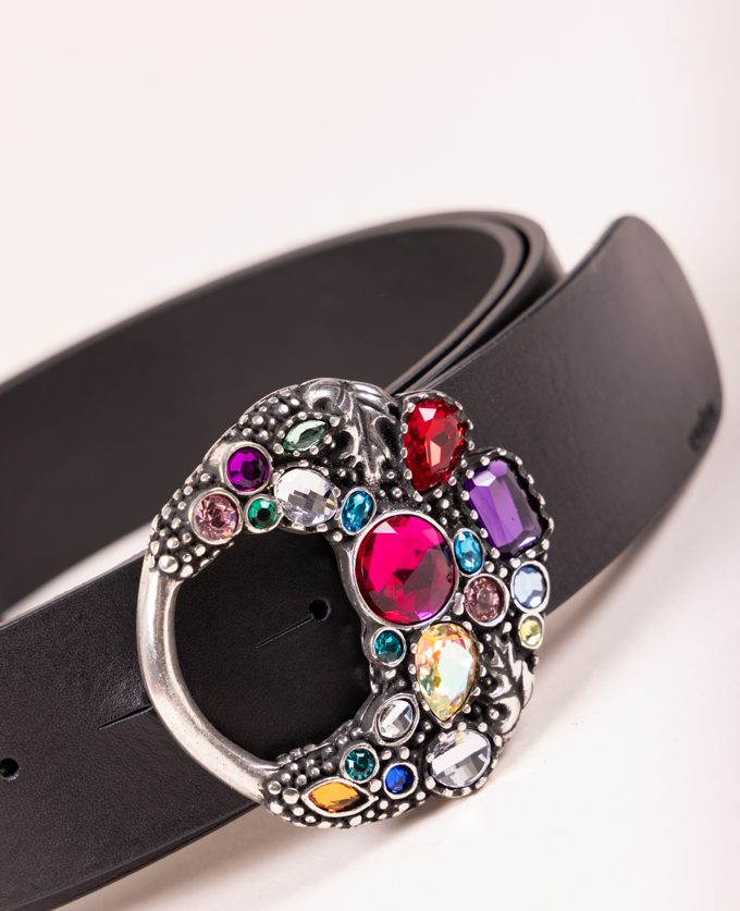 Cinturón Velvet Silver. Hebilla plateada con piedras y cristales de colores.