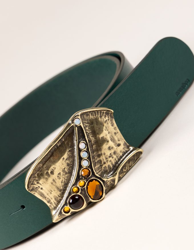 Cinturón Luxor Oro. Hebilla dorada original y elegante.